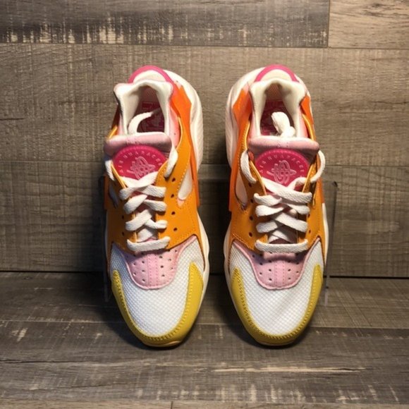 WMNS - Nike Huarache - Picture 5 of 6
